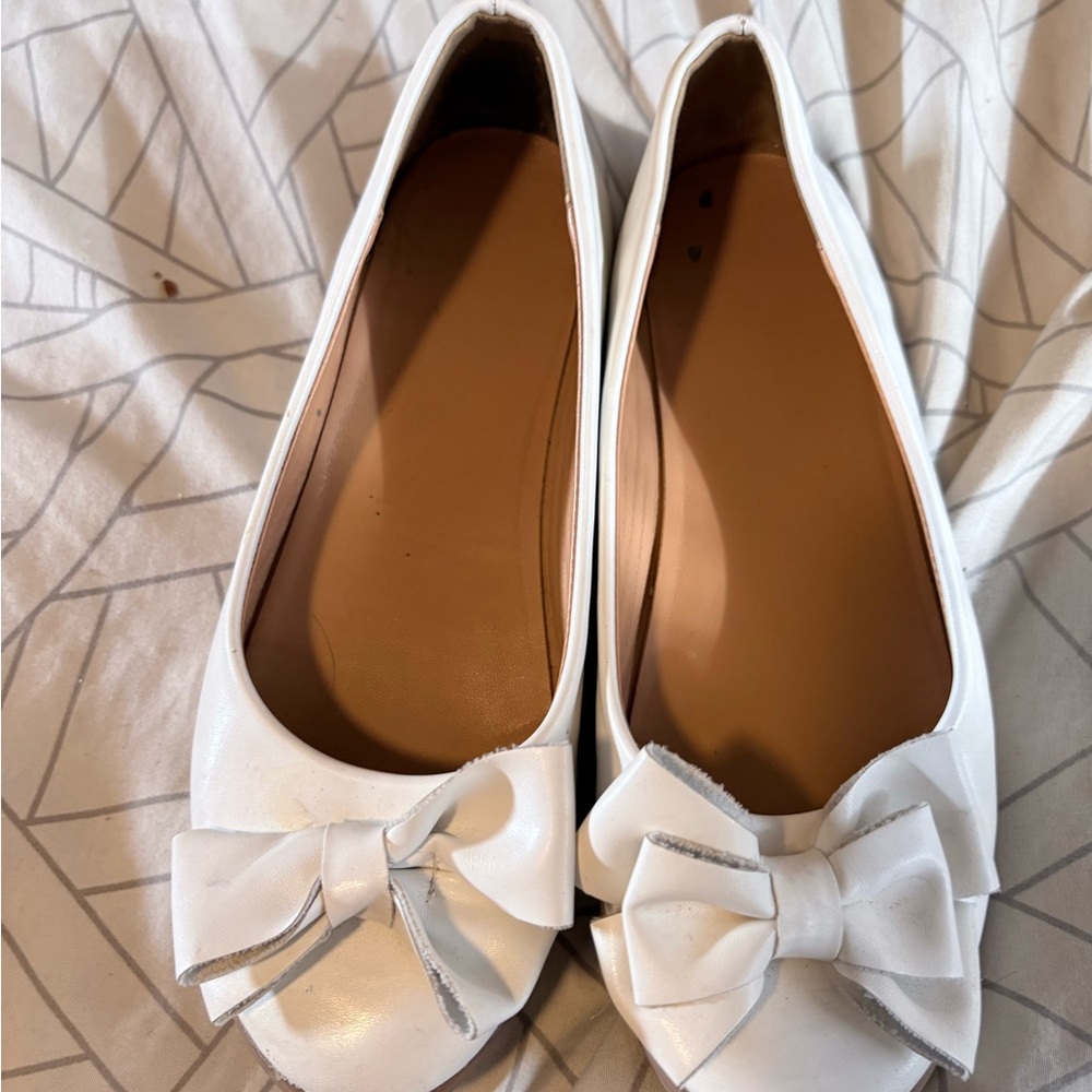 Elegant White Bow Flats